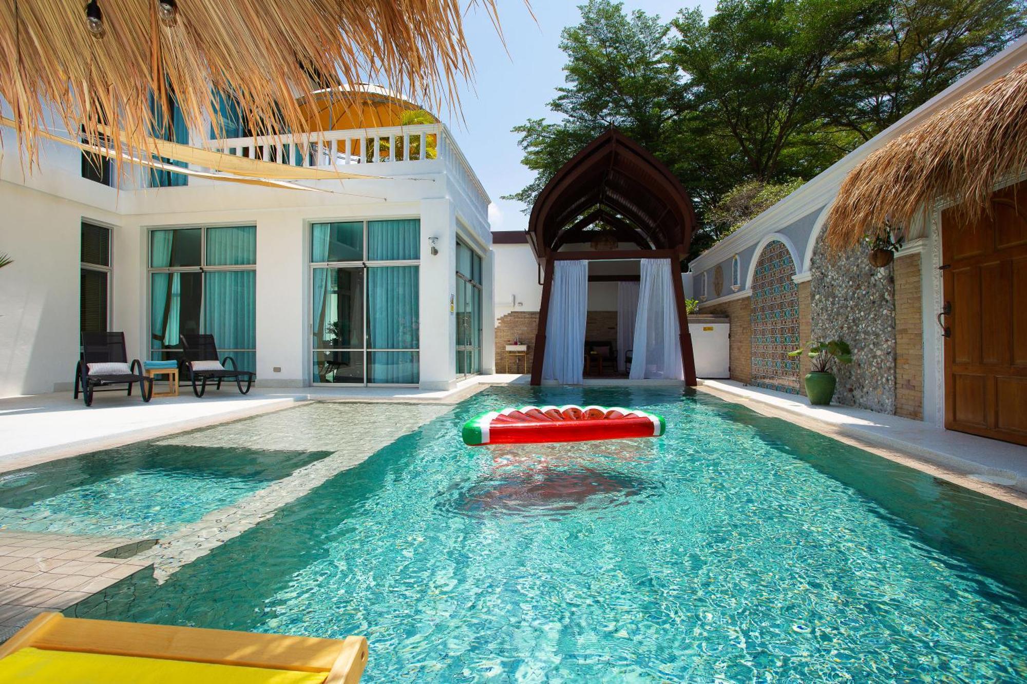Nagawari Art Maldives Pattaya Villa Na Chom Thian Buitenkant foto