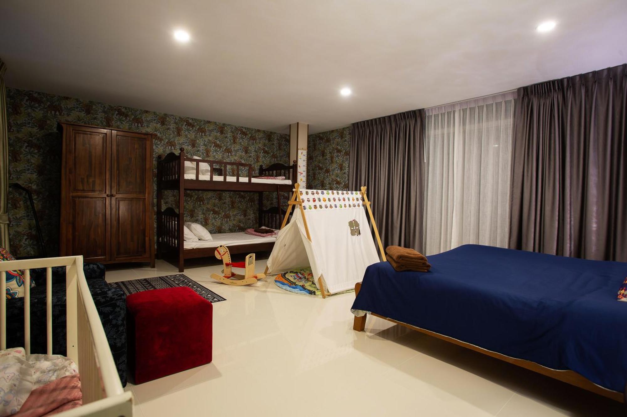 Nagawari Art Maldives Pattaya Villa Na Chom Thian Buitenkant foto