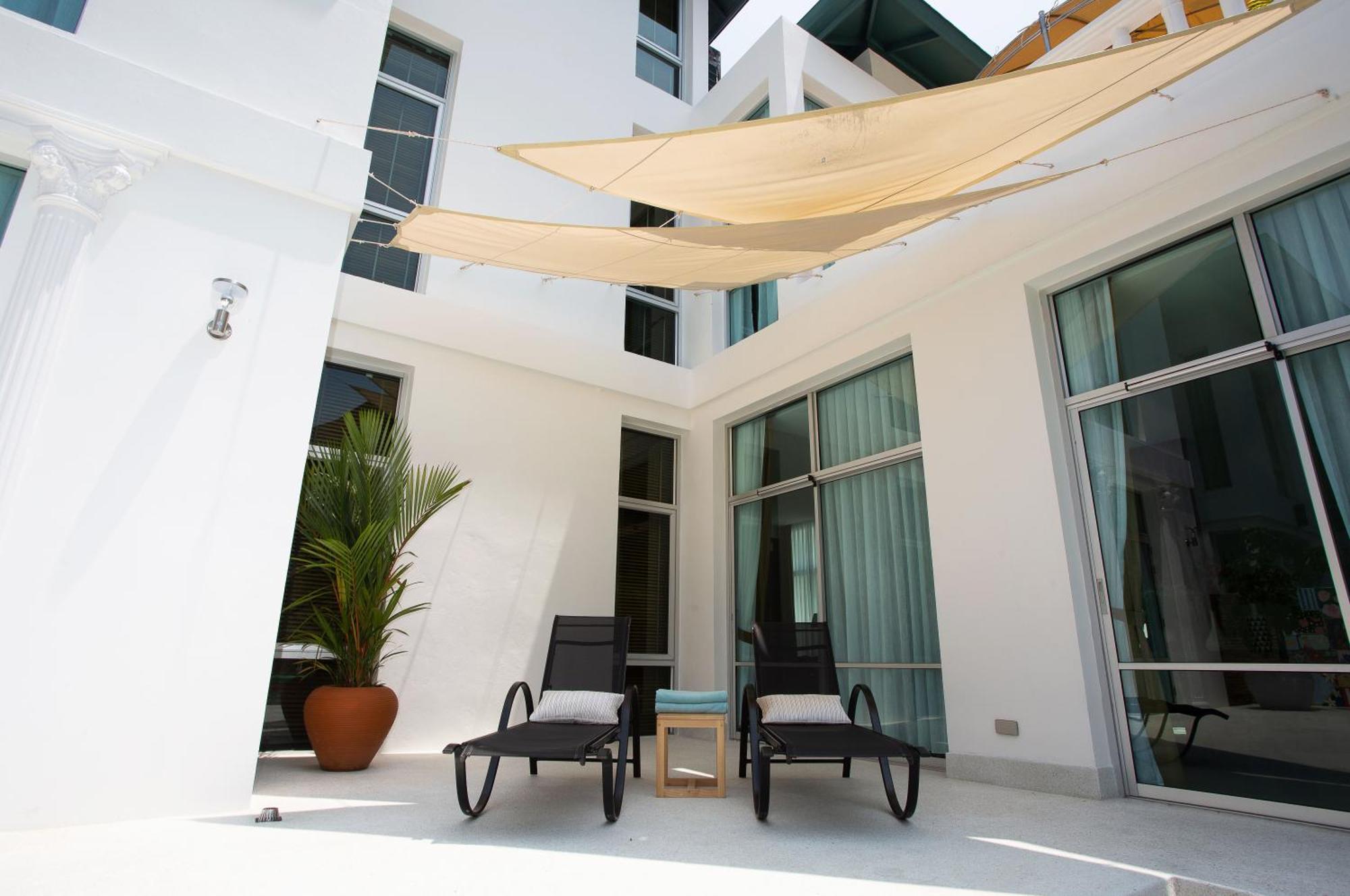 Nagawari Art Maldives Pattaya Villa Na Chom Thian Buitenkant foto