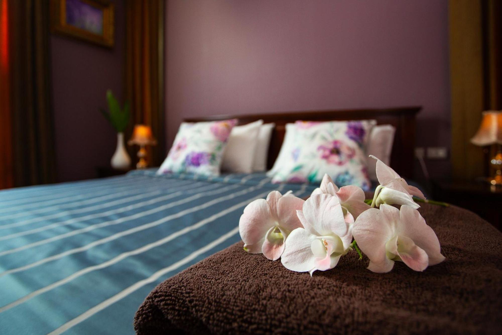 Nagawari Art Maldives Pattaya Villa Na Chom Thian Buitenkant foto